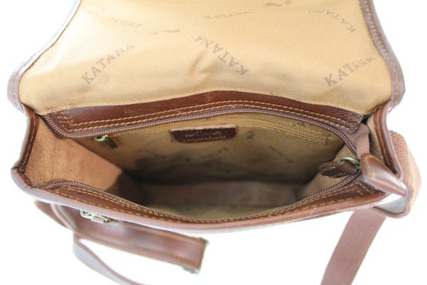 Pochette à rabat Katana K 36103 Cuir de Vachette gras