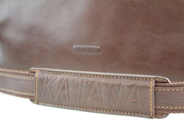 Besace Katana K 36107 Cuir de vachette gras