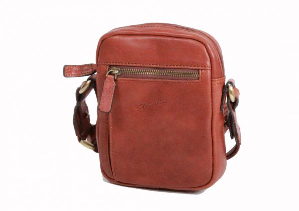 Trousse de Toilette Gérard Henon GH 5204 Cuir de Vachette gras pleine fleur Fauve